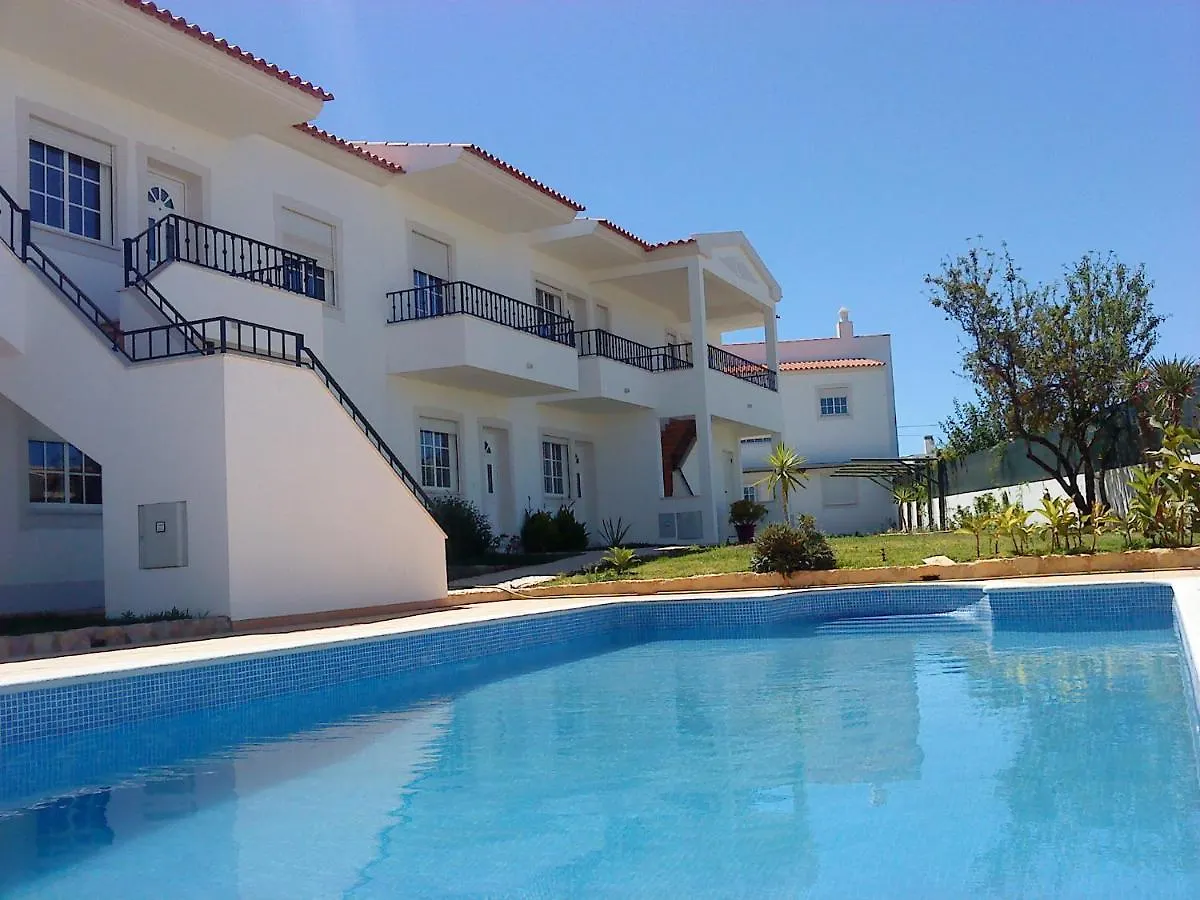 Remarkable 1-Bed Apartment In Olhos De Agua Albufeira