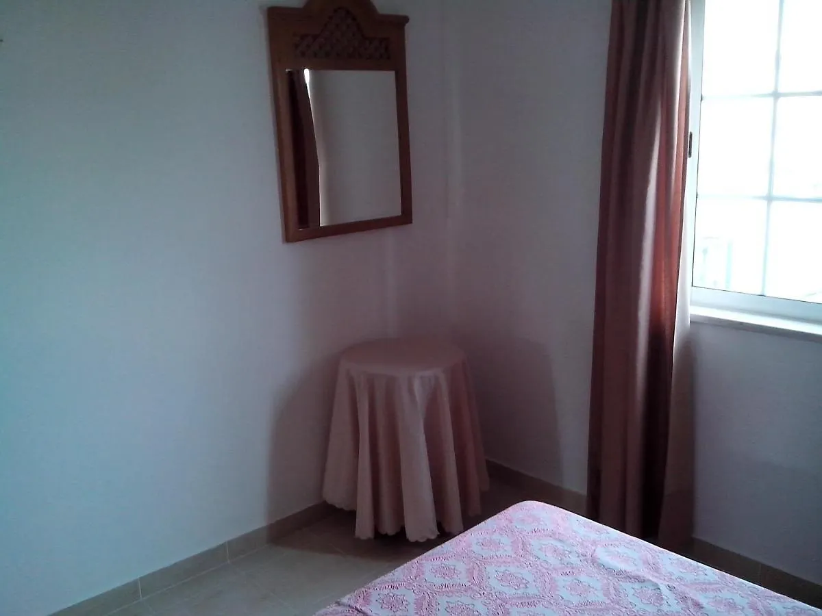 Remarkable 1-Bed Apartment In Olhos De Agua Albufeira