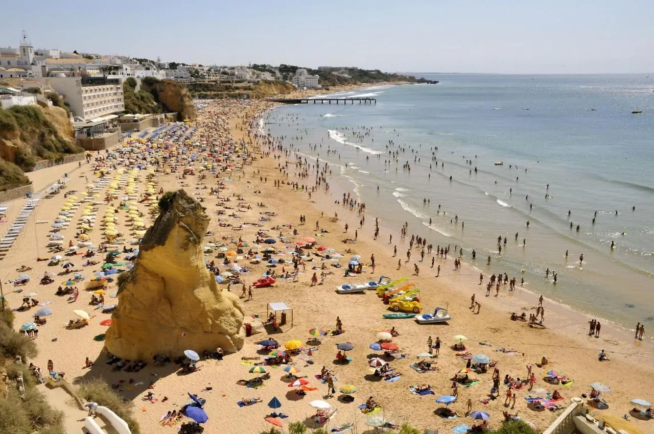 Remarkable 1-Bed Apartment In Olhos De Agua Albufeira Portugália
