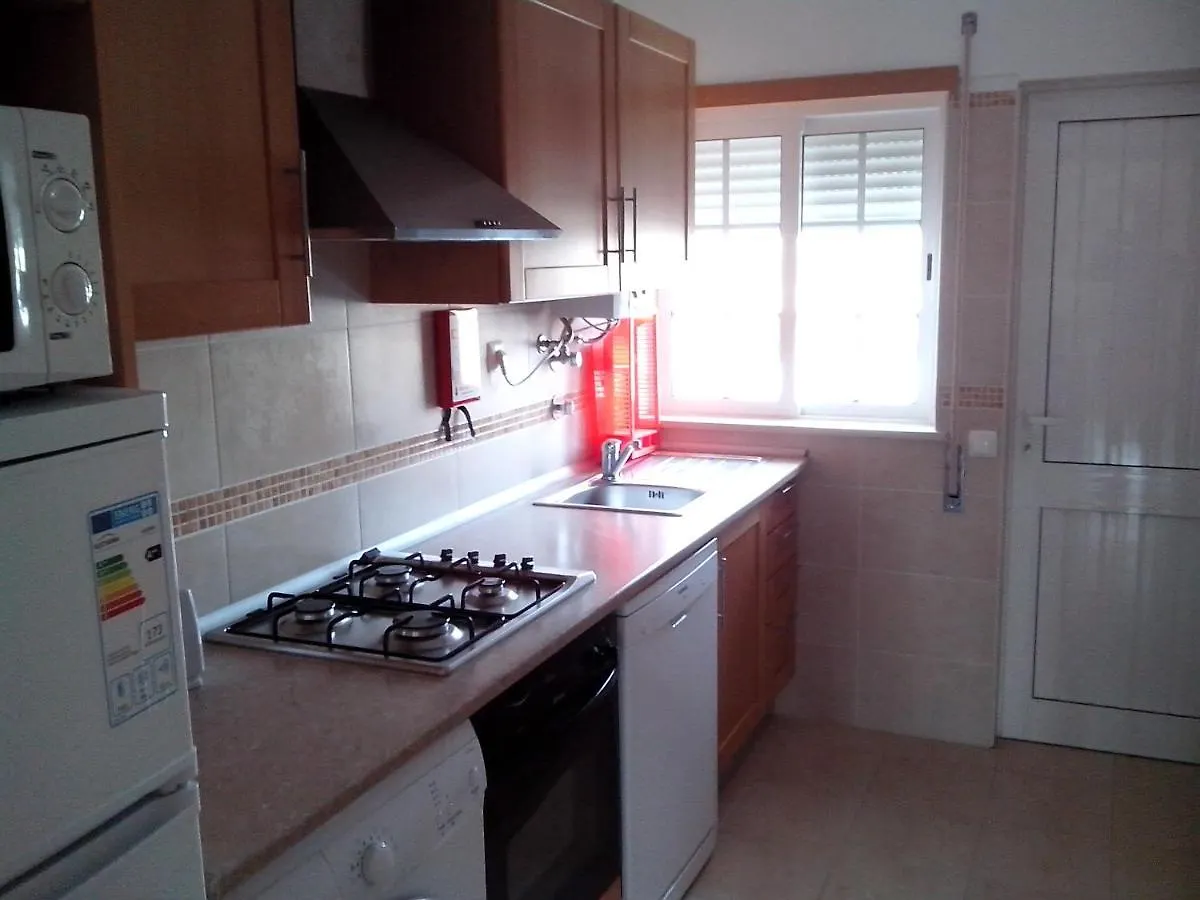 Remarkable 1-Bed Apartment In Olhos De Agua Albufeira